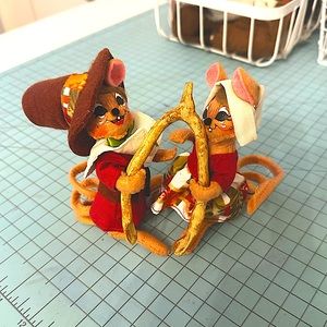 Annalee Pilgrim Figurines